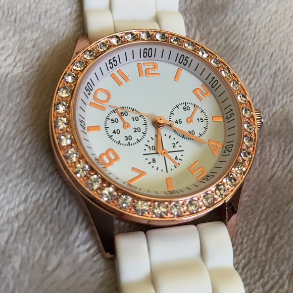 ⚡️FLASH LABOR DAY SALE⚡️until 12PM PST👯‍♀️🛍🥳 - Picture 3 of 8